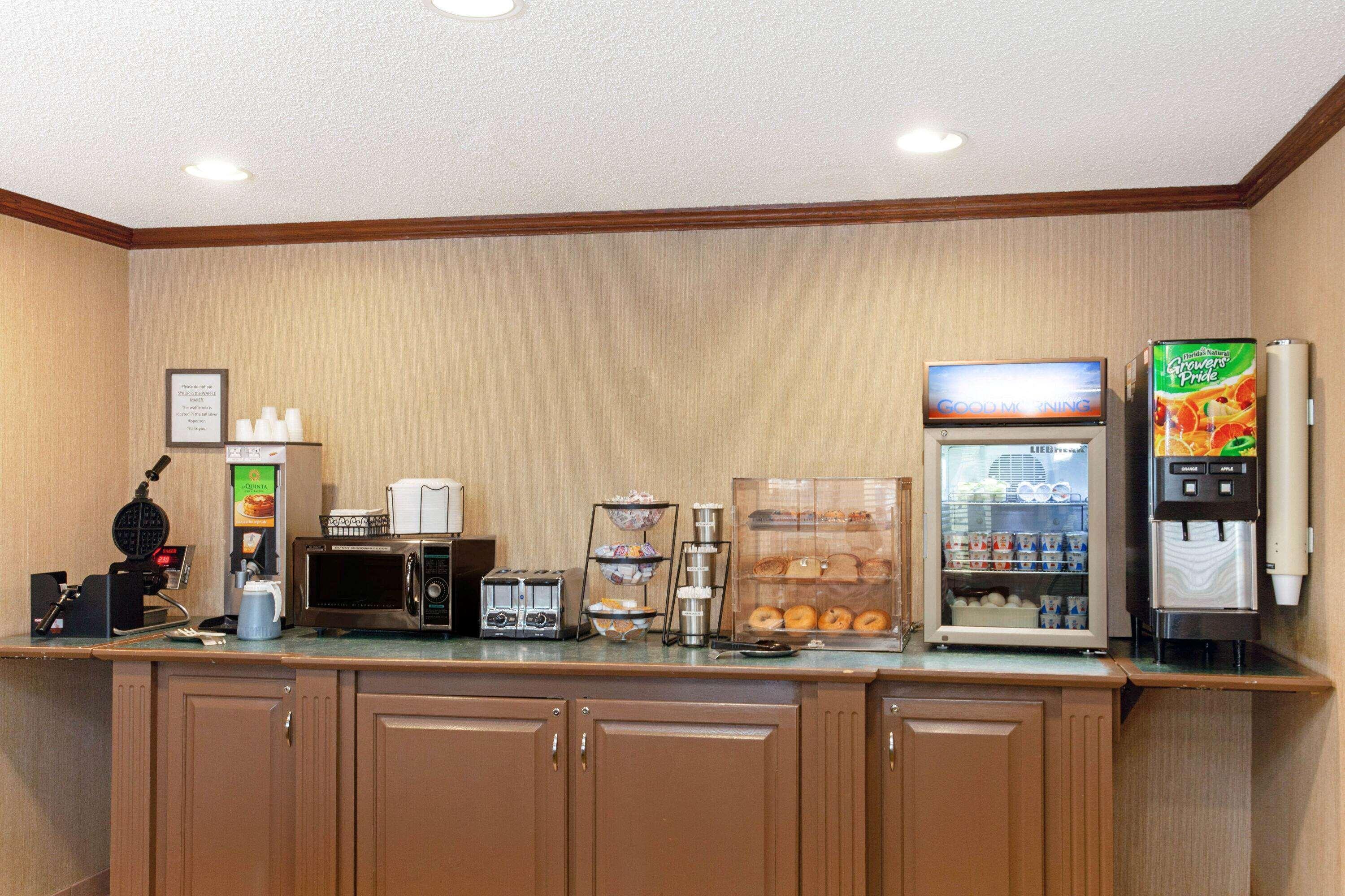La Quinta By Wyndham Stevens Point Hotel Luaran gambar